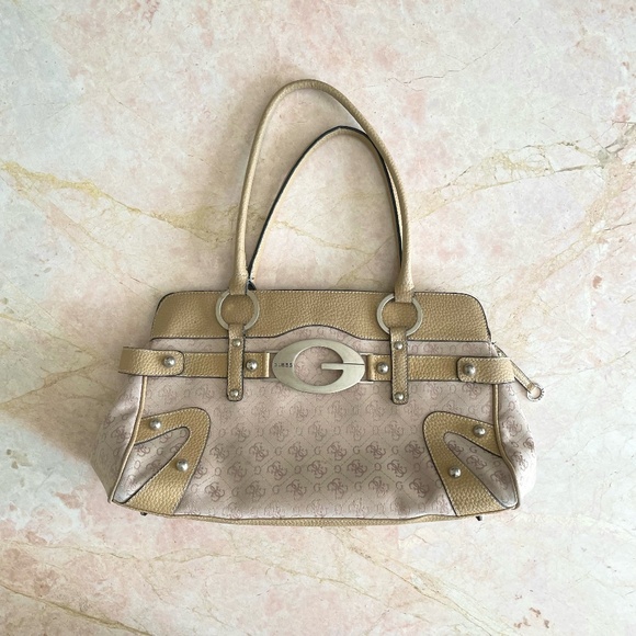 y2k vintage Guess handbag with silver hardware - Picture 1 of 8